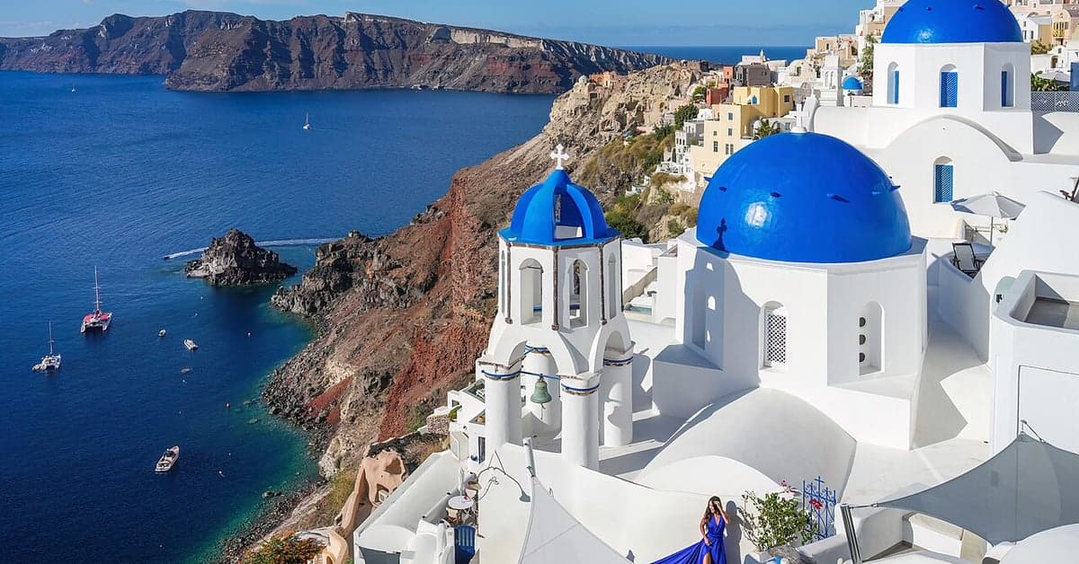 Beach Honeymoon vs City Honeymoon: How to Decide