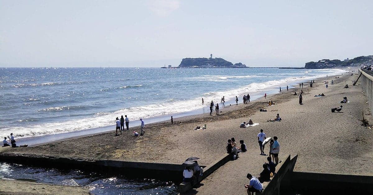 The Best Beaches Near Tokyo and Osaka