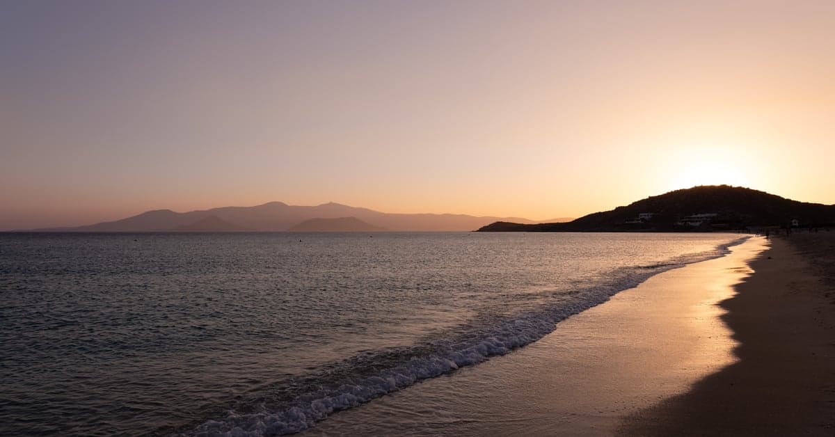 How to Island Hop in Greece on a Budget