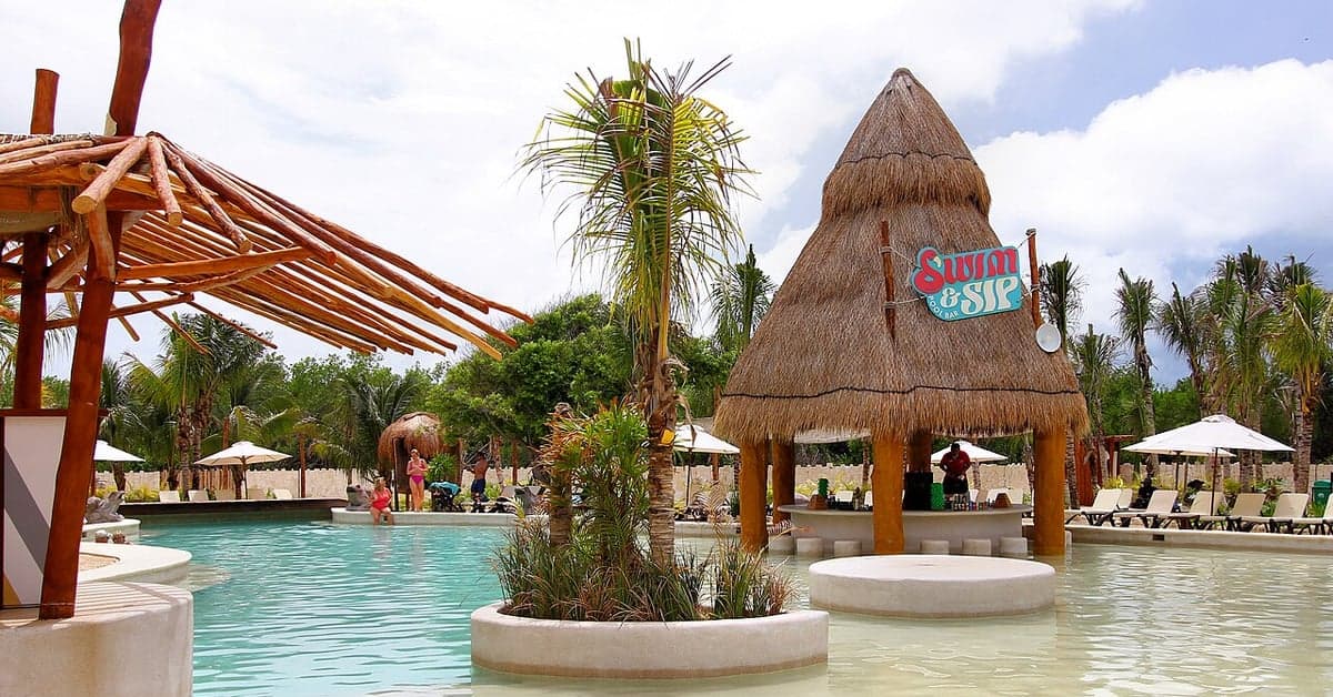 How to Save Money at All-Inclusive Beach Resorts