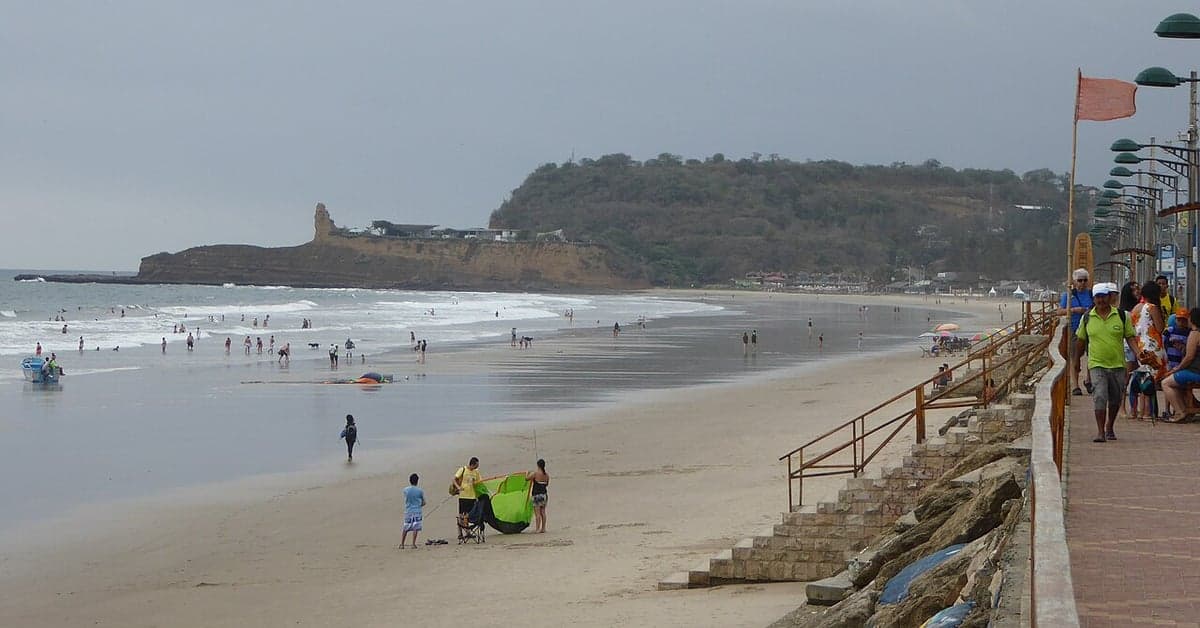 Montañita: Ecuador's Surf and Party Beach Town