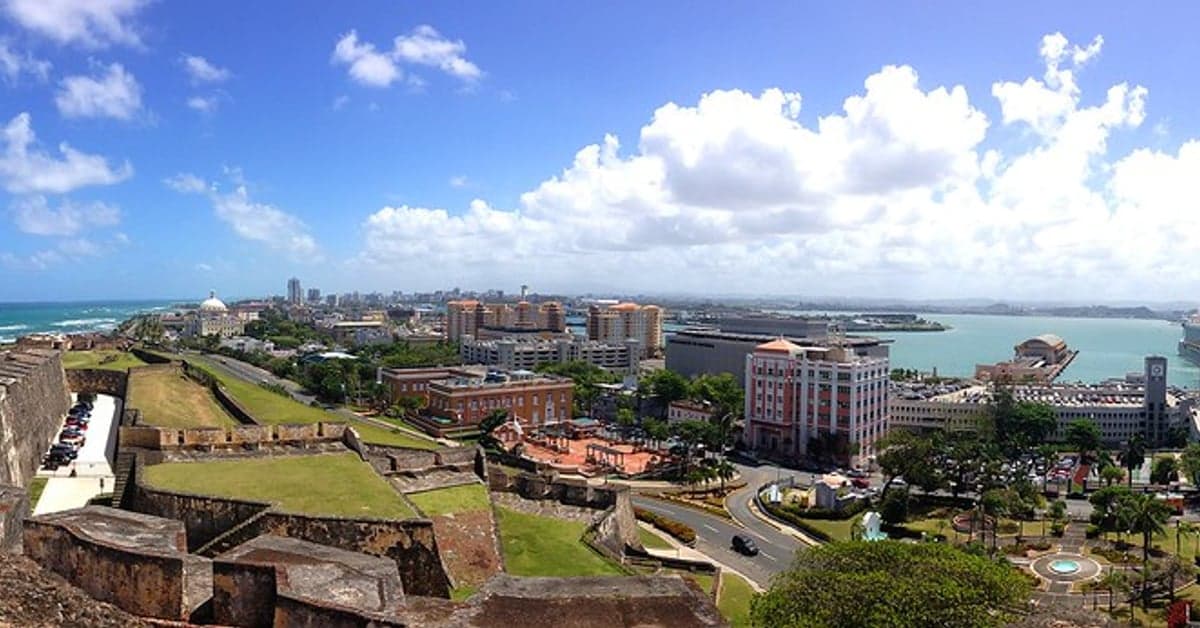 Solo Travel in the Caribbean (2026): 6 Islands, Real Costs