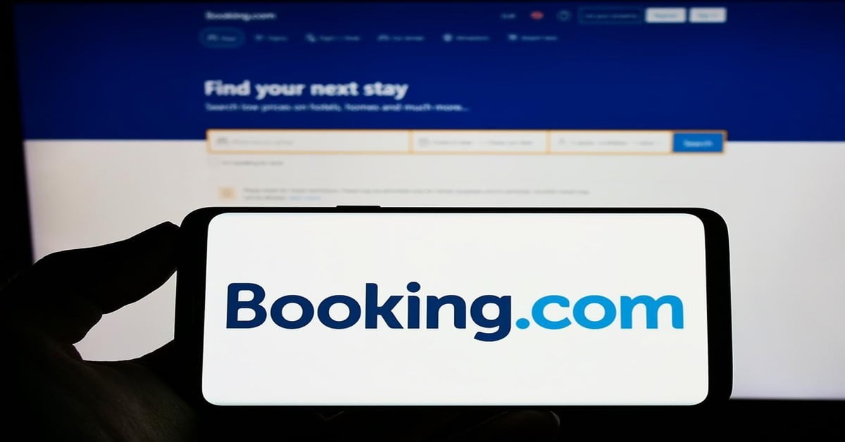 Traveler comparing hotel deals on Booking.com
