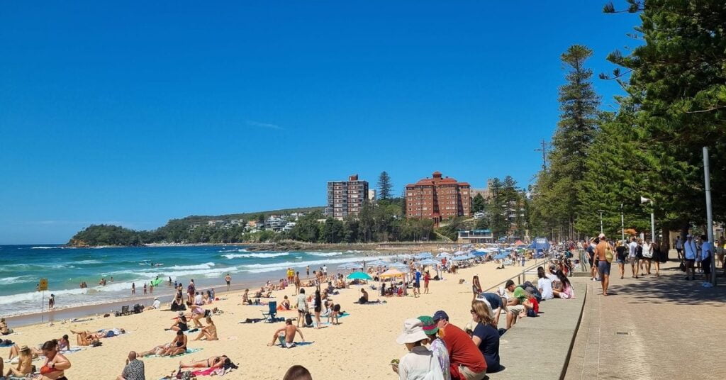 Turquoise Bay in Western Australia with reef-accessible snorkeling