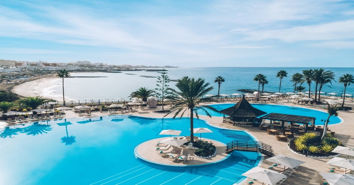 Iberostar Selection Anthelia resort in Tenerife with elegant pools and ocean views