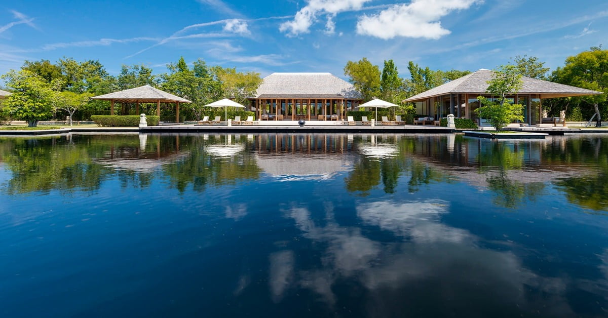 Amanyara resort in Turks and Caicos with serene pool and ocean view